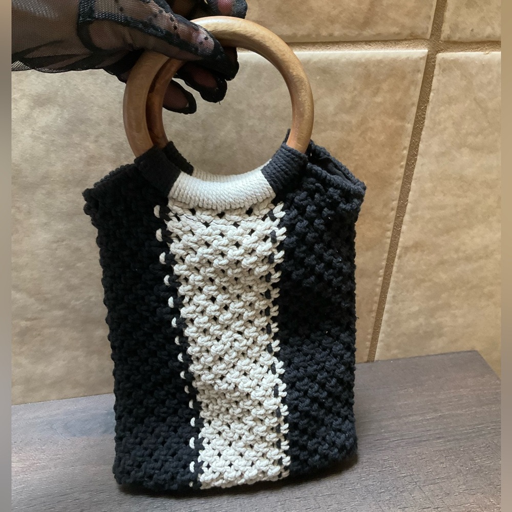 Laude the Label x Curateur Gabby Boho Macrame Black & Cream Handbag Wood Handles